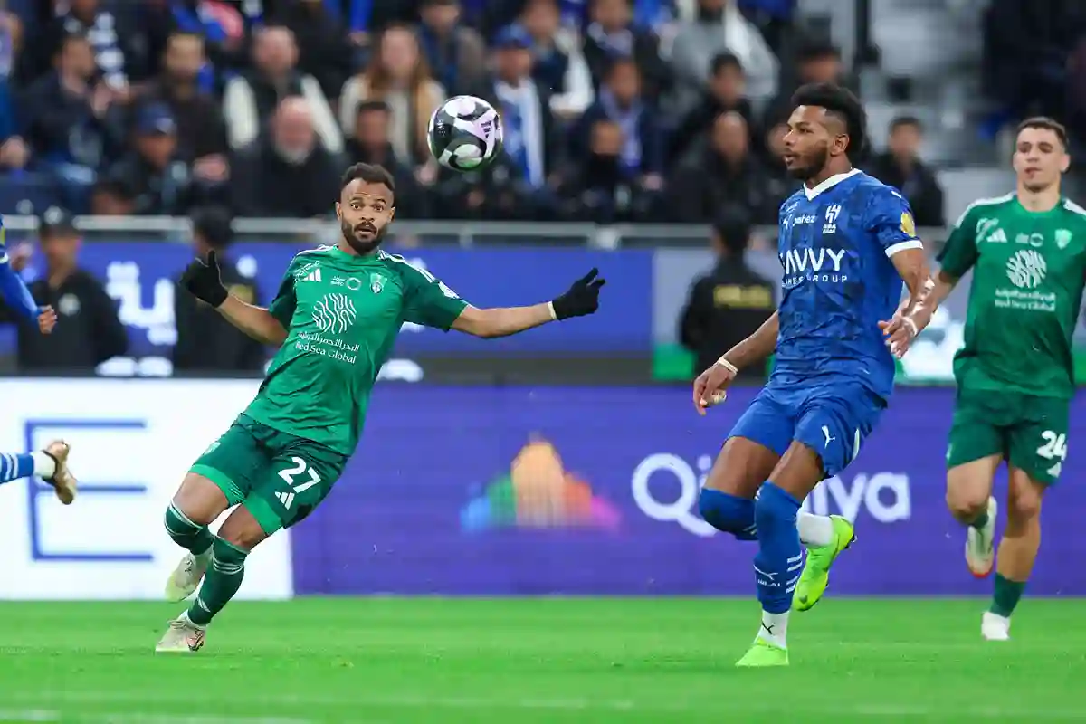 نجم الهلال السابق يطالب برحيل 5 من نجوم الهلال بعد الفوز على الأهلي