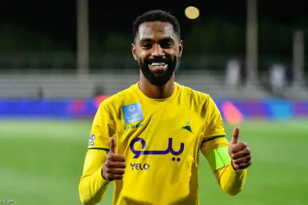 رسميا.. الخليج يجدد عقد 
